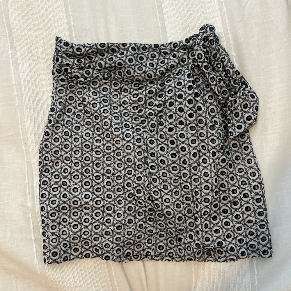 Black and white mini skirt